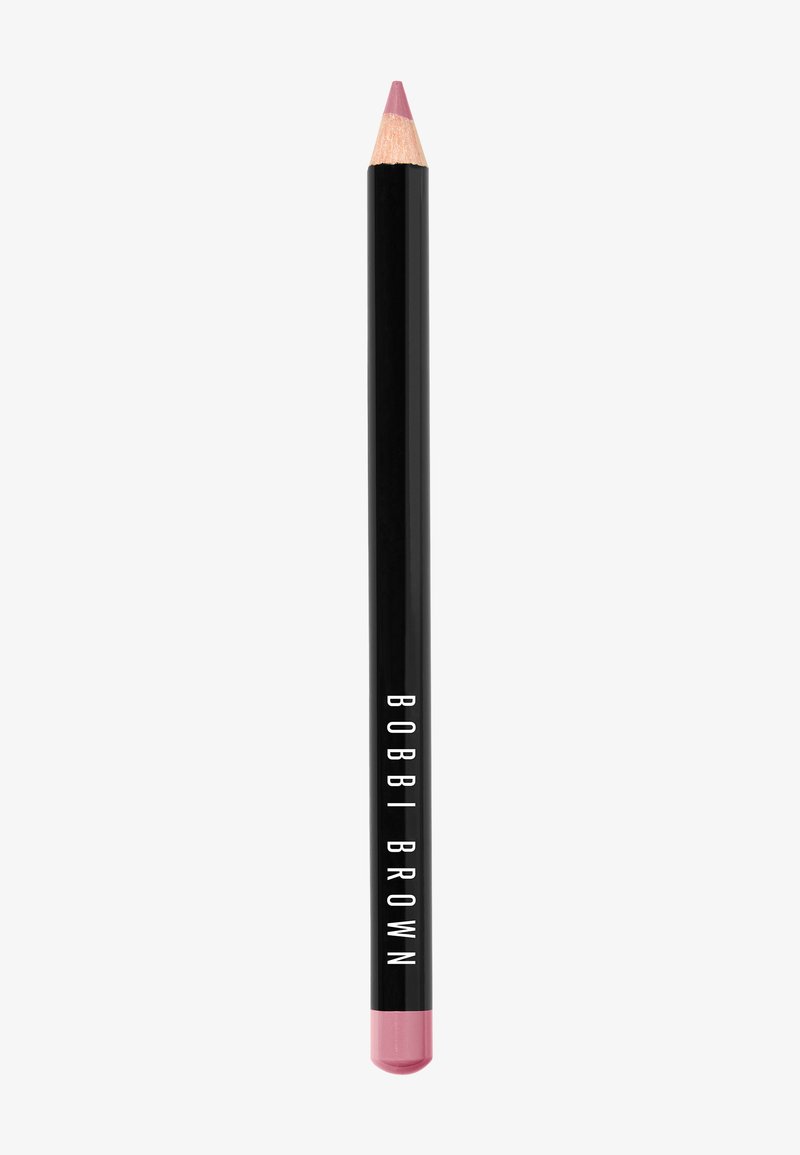 Crayon à lèvres Bobbi Brown avec un boîtier noir et une pointe rose. Présente une pointe aiguisée et un texte de marque sur le côté en blanc.