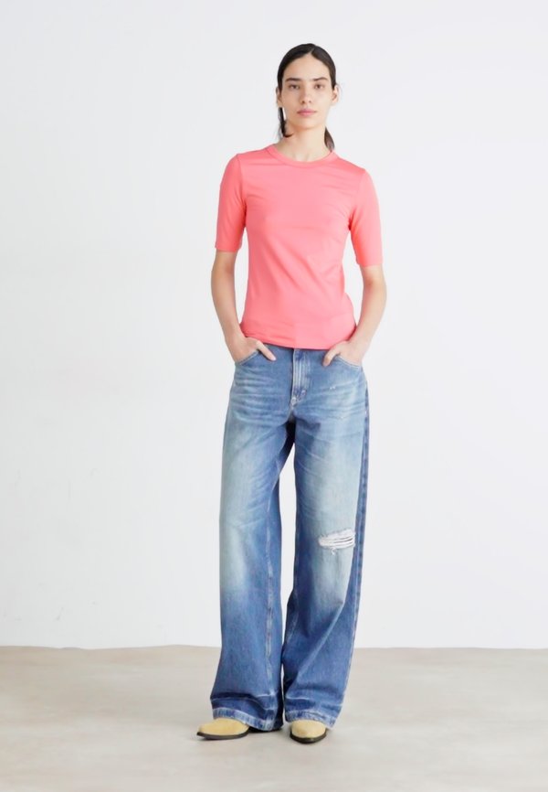 EFITA - Basic T-shirt3