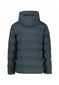Granatowa kurtka puchowa z kapturem, z poziomymi pikowanymi sekcjami, gładką fakturą oraz małym logo w okolicy karku.