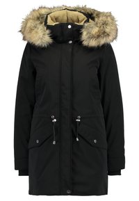 Parka noire isolante avec capuche doublée de fausse fourrure, taille à cordon de serrage et deux poches avant, équipée de fermetures à pression et à glissière.