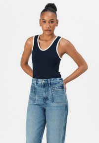 Tommy Hilfiger LANA RELAXED STRAIGHT - Straight leg jeans - blue denim