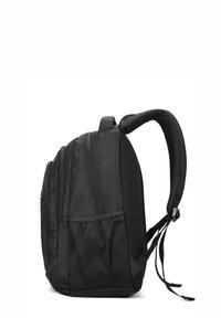 Zaino nero con una forma strutturata, realizzato in tessuto resistente. Presenta dettagli in rete, numerosi scomparti e spallacci regolabili per il comfort.