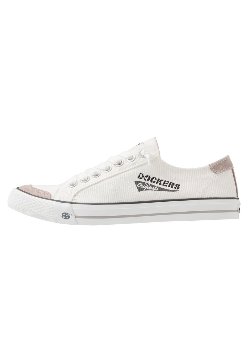 Weiße Leinenschuhe mit Gummisohle, Schnürdesign, grauen Akzenten und schwarzer Logo-Details an der Seite. Abgerundete Zehenpartie mit strukturiertem Finish.