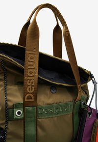 Desigual XL MULTI-POSITION - Hátizsák - khaki