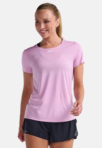 2XU LIGHT SPEED TEE - Sports T-shirt - pastel pink white reflective