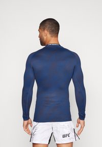 Venum UFC FIGHT WEEK MENS RASHGUARDS - Top s dlhým rukávom - blue
