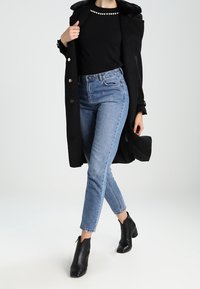 mint&berry Sweter