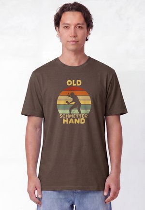 watapparel, OLD SCHMETTERHAND UNISEX - T-Shirt print - mocha
