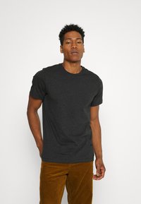 Nike Sportswear TEE - T-paita - black heather