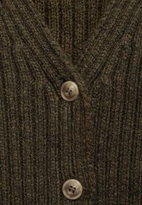 Mango V-NECK - Kardigán - khaki
