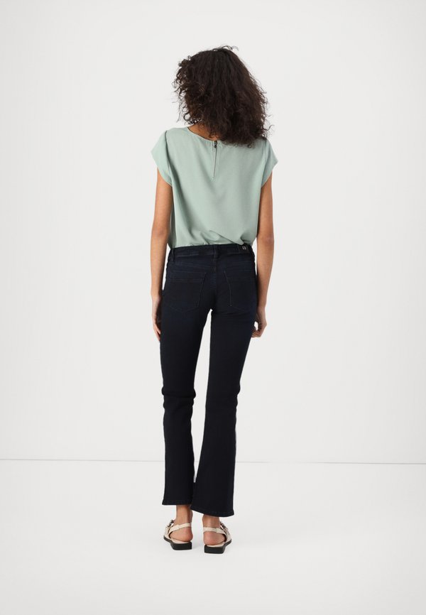 VALERIE - Bootcut jeans - camenta wash4