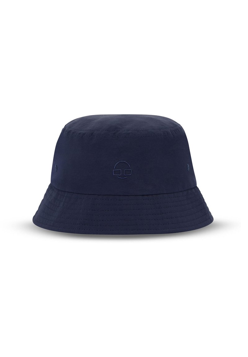 Marinblå bucket hat tillverkad av mjukt tyg, med rund topp, bred brätte och sömnadsdetaljer; inkluderar en liten broderad logotyp på sidan.