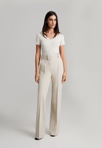 ANDIATA LUCIA - Pantalon classique - silver sand