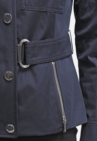 MICHAEL Michael Kors Mezisezónní bunda  - dark blue