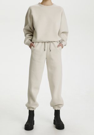 Gestuz Pantalones deportivos - beige
