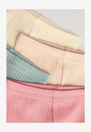 Banda de talie din material ribat cu culori pastelate: roz, piersică, galben deschis și albastru. Textură moale cu detalii de cusătură vizibile.