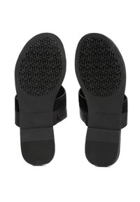 Tommy Hilfiger MIXED HORSEBIT THONG - T-bar sandals - black