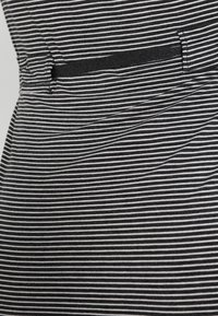 TWINTIP Jerseyjurk - mottled dark grey