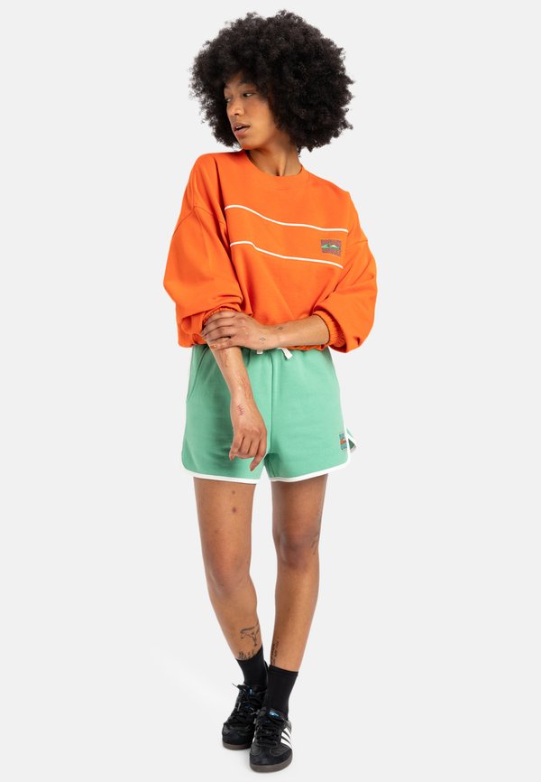 OVER - MIT RUNDHALSAUSSCHNITT - Sweatshirt - nme2