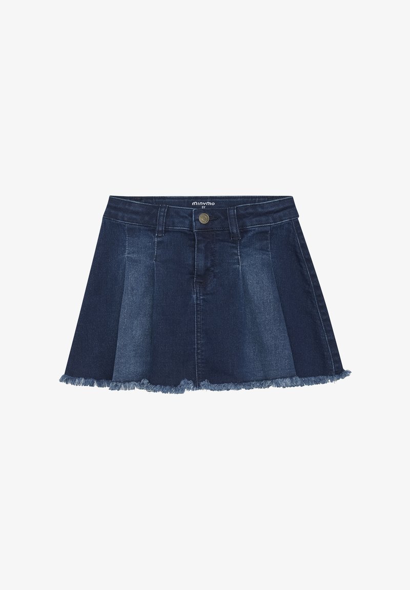 Donzen rok in donkerblauw met een geplisseerd ontwerp, rafelige zoom en knoopsluiting aan de voorkant; klassieke vijf-pocket stijl.