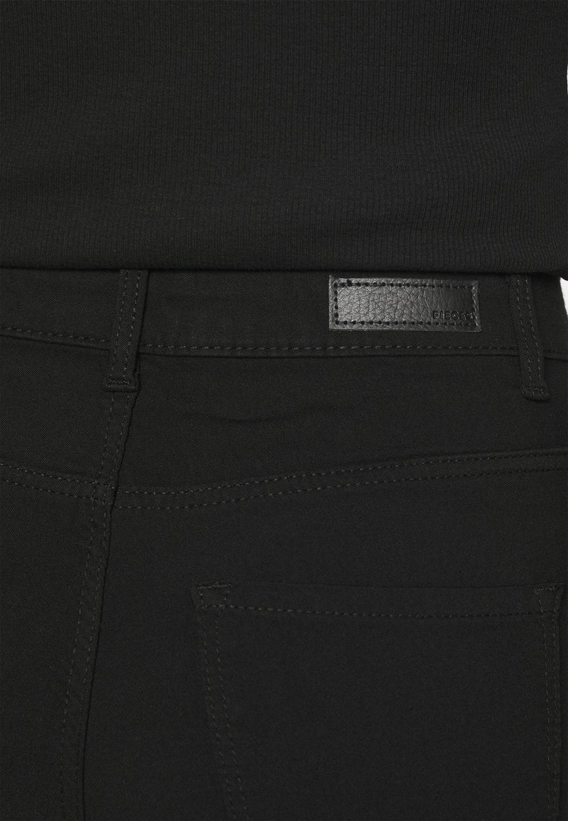 Damen Kleider | Pieces Petite PCHIGHSKIN FLARED PANT Stoffhose black/schwarz - EU64708 Damen Kleider | Pieces Petite PCHIGHSKIN FLARED PANT Stoffhose black/schwarz - EU64708