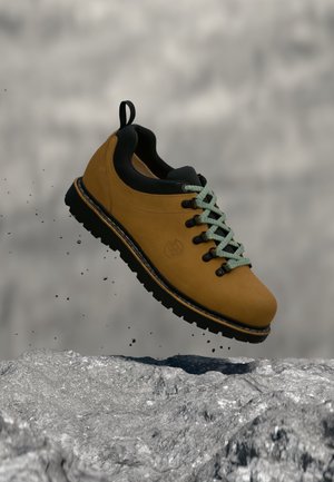 Hanwag, BERGLER - Hiking shoes - hazelnut