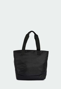 Czarna torba na ramię wykonana z trwałej tkaniny, wyposażona w dwa solidne uchwyty, o prostokątnym kształcie i gładkiej fakturze z delikatnym połyskiem.