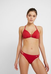 Bruno Banani - TRIANGLE ALEXA SET - Bikini - rot Miniatuurafbeelding 1