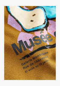 Seleccionado, olive/green