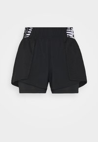 Pantalones cortos deportivos negros con un revestimiento de malla, una cinturilla elástica ancha con un patrón en contraste y una capa interior para mayor cobertura.