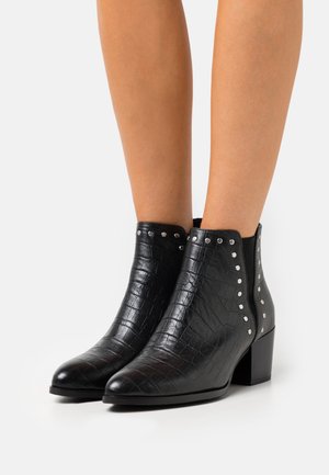 LEATHER - Korte laarzen - black