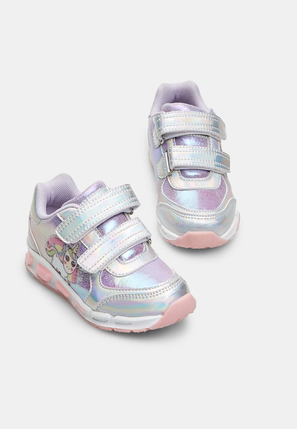 BUBBLEGUMMERS WITH LIGHTS – Lauflernschuh – argento