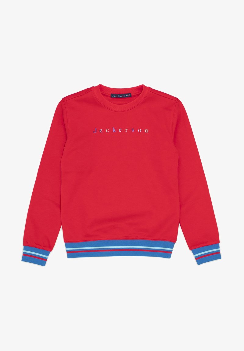 Sudadera roja de manga larga con el texto "Jeckerson", puños y cintura a rayas en azul y celeste sobre un fondo blanco.