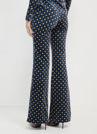 Calliope FANTASIA  - Stoffhose - variante