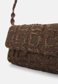 Becksöndergaard FRIN HOLLIS BAG - Mala de mão - hot fudge brown