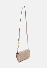 MICHAEL Michael Kors TRIBECA - Cross body bag - soft pink