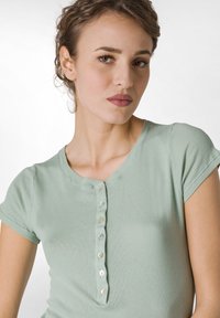 Deha T-shirts print - green sage