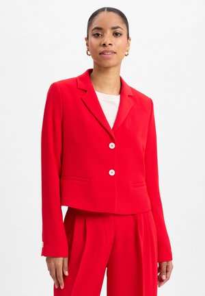 Blazer - rot