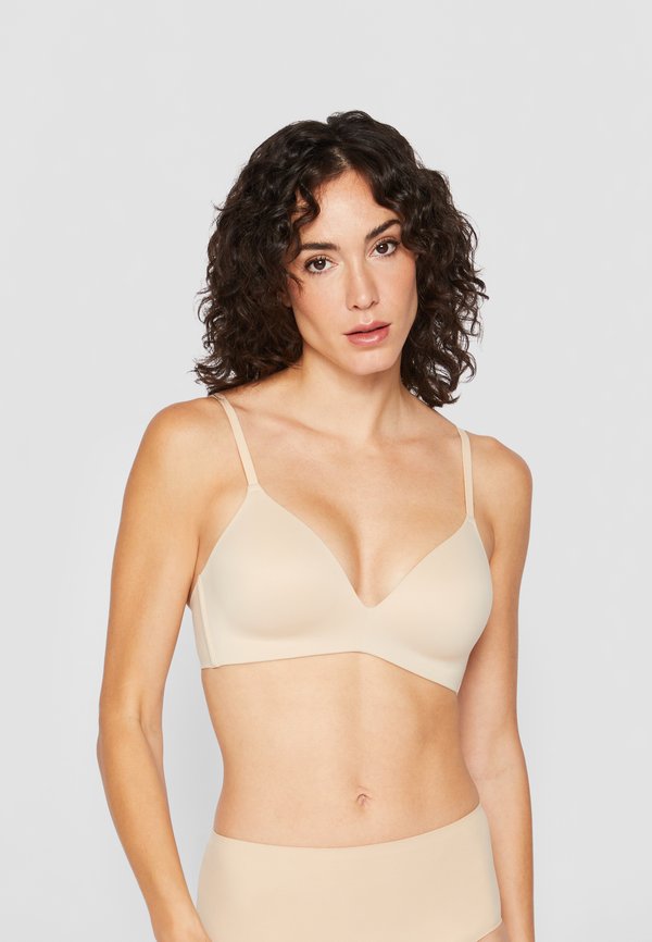 GEPADDED INVISIBLE SOFT - Triangle bra - nude4