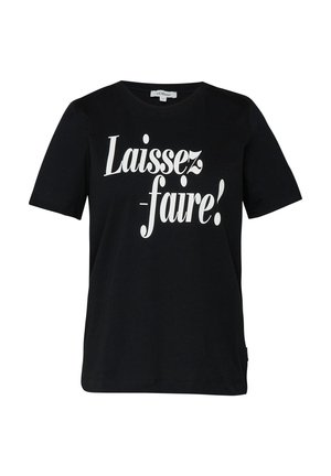 Czarny t-shirt z krótkim rękawem z białym napisem „Laissez-faire!” dużą, pogrubioną, stylizowaną czcionką wyśrodkowaną z przodu.