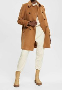 Esprit Collection Kort kappa / rock - cognac