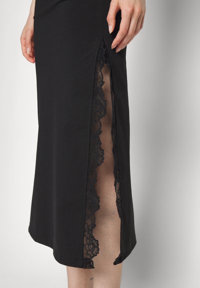 Vaillant BARE BACK DRESS WITH LACE DETAIL - Cocktail φόρεμα / Φόρεμα για πάρτι - black sheath