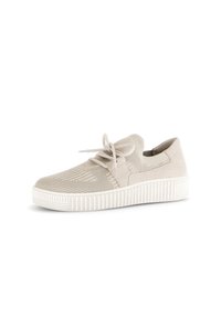 Beige Sneaker mit einem perforierten Mesh-Obermaterial und Wildleder-Akzenten. Mit runden Schnürsenkeln und einer strukturierten weißen Gummisohle.