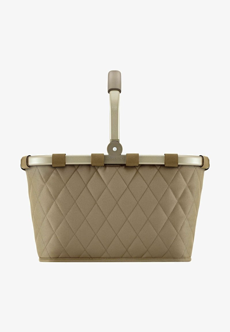 Panier beige matelassé avec un cadre rigide, une poignée supérieure pour le transport et des accents en tissu. La surface présente un motif en diamant.