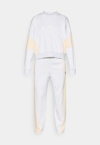 Pasirinkta, light grey heather/crystal linen