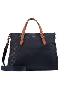 Laivansiniinen kangaskassi, jossa on tilkkusaumakuosi, ruskeat nahkahandgrabbet, hopeiset yksityiskohdat ja säädettävä hihna. JOOP! -logo esillä.