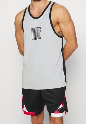 Tekninen t-paita - grey