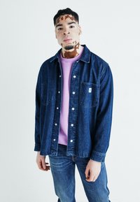 Lee - LOOSE WORKWEAR - Ing - mid denim Miniatűr kép 1