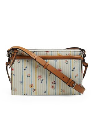 Sac bandoulière rectangulaire avec un motif floral et à rayures, bandoulière en cuir marron réglable et fermeture éclair sur le dessus.