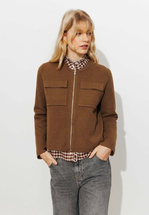 ZIPPÉ - Gilet - tabac